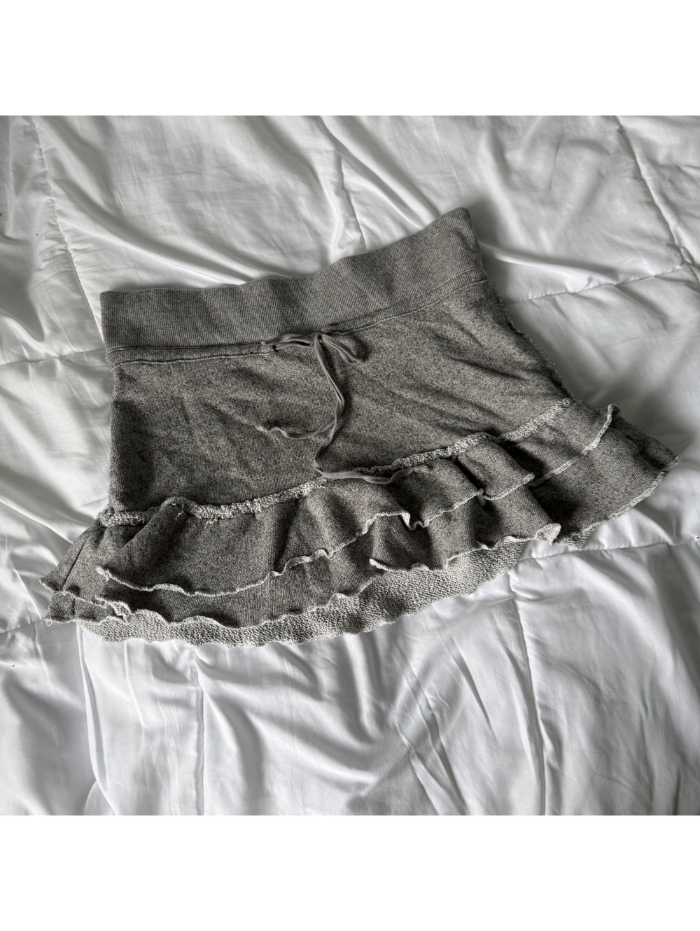 y2k 2000s american eagle outfitters gray skirt small